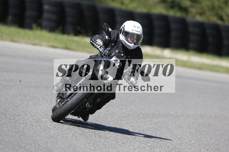 /48 25.08.2025 Cornu Master School ADR/gruen-vert/70